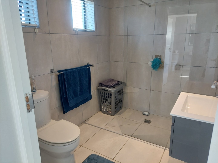 4 Bedroom Property for Sale in Hartenbos Landgoed Western Cape